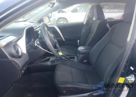 2017 Toyota Rav4 Le z USA, uszkodzony, nr VIN JTMBFREV4HJ129042